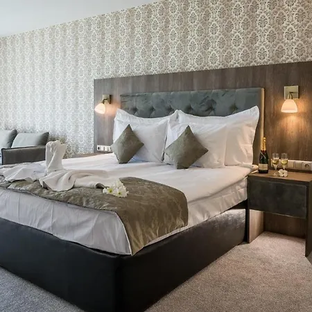 Katalina Resort Hotel