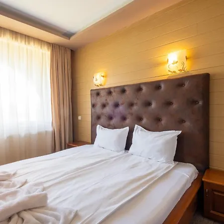Katalina Hotell Tsigov Chark