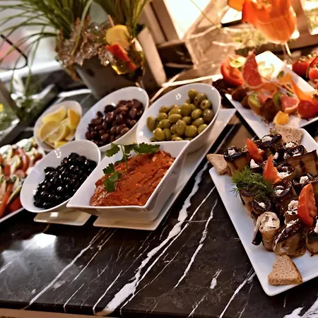 Хотел Каталина СПА Ризорт