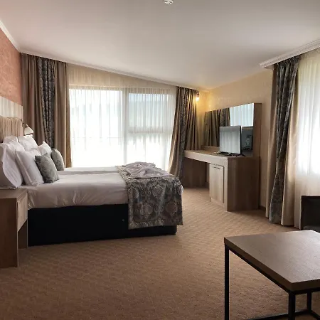 Katalina Otel 4*