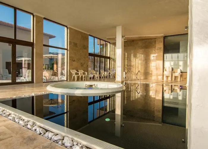 Hotel Katalina Resort